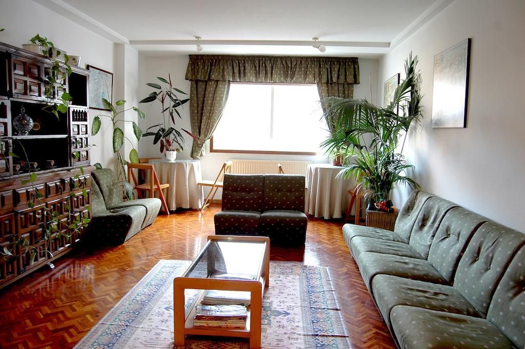 סנטיאגו דה קומפוסטלה Hostal Charo II מראה חיצוני תמונה