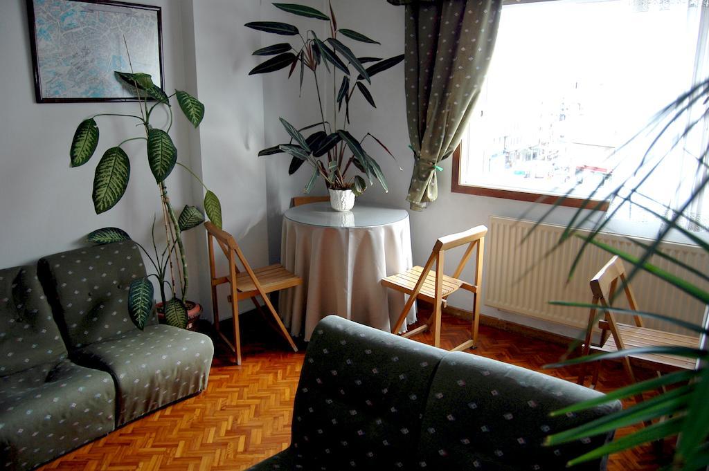 סנטיאגו דה קומפוסטלה Hostal Charo II מראה חיצוני תמונה